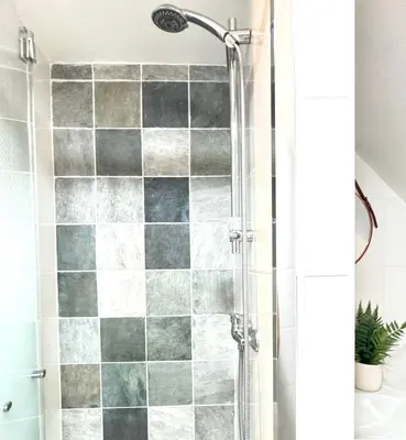 Salle de bains dans l'établissement Appartement Platanes 6 - Proche Disney - Parking Gratuit - Meaux