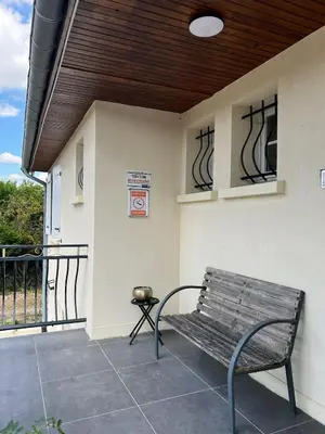Balcon ou terrasse dans l'établissement Studio Platanes 5 - Proche Disneyland - Parking gratuit - Meaux