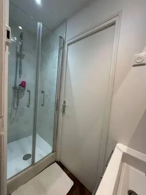 Salle de bains dans l'établissement Historique - Studio proche Cathédrale