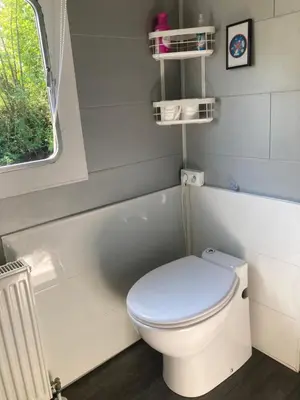 Salle de bains dans l'établissement Une nuit, la vie avec Marie Lou