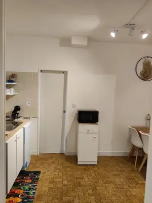 Cuisine ou kitchenette dans l'établissement gite l'olivier 2