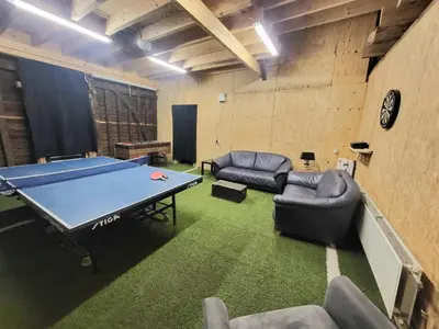 Salle de jeux dans l'établissement Charmante gite in idyllisch dorpje in Beau Village