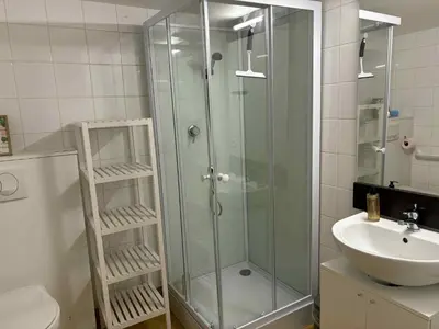 Salle de bains dans l'établissement Les Charmes C40B - Le Val Joly