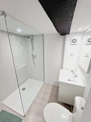 Salle de bains dans l'établissement Appartements centre-ville Avesnes sur Helpe Duplex confort