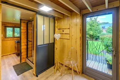 Jardin de l'établissement Rêves au Chalet - Maisonnette