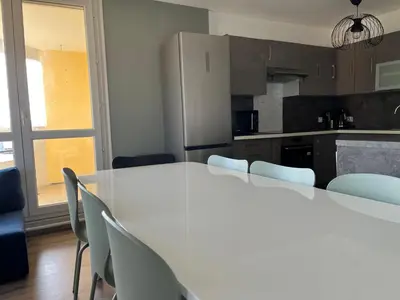 Cuisine ou kitchenette dans l'établissement Chez Swany - Découverte à Reims Parking inclus