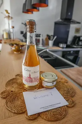 Boissons dans l'établissement Gîte cosy, champêtre, classé 3 étoiles Le bout du L