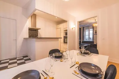 Cuisine ou kitchenette dans l'établissement Le Clovis - Centre - Cathédrale