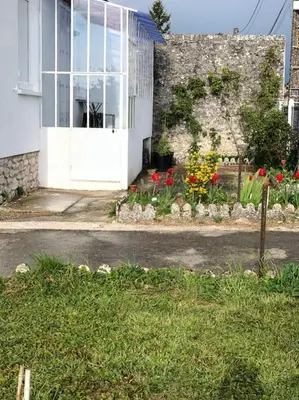 Jardin de l'établissement 10 Courchamp