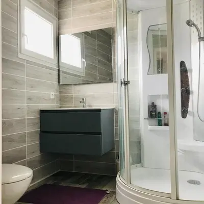 Salle de bains dans l'établissement Charmante petite maison à la campagne