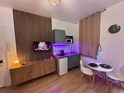 Cuisine ou kitchenette dans l'établissement Appart-Lido, appartement cosy à REIMS