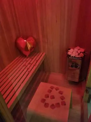 Un ou plusieurs lits dans un hébergement de l'établissement Maison chaleureuse avec jaccuzi au cœur deSoissons