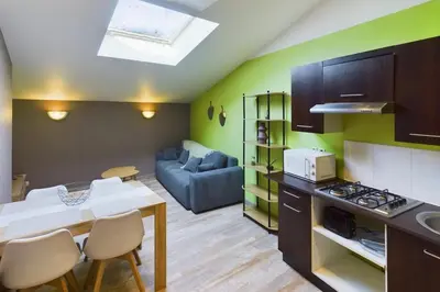 Cuisine ou kitchenette dans l'établissement Le Perchoir Romillon