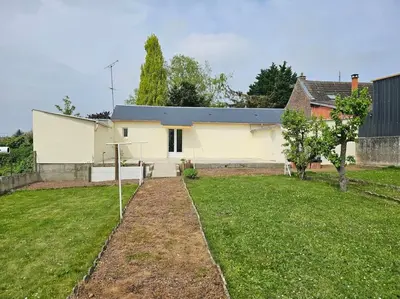 Jardin de l'établissement Chez Ludovic et Laëtitia