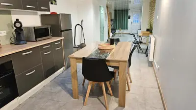 Cuisine ou kitchenette dans l'établissement À la belle étoile