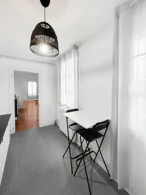 Coin salon dans l'établissement Le Refuge Châlonnais - City Centre, Wifi, Parking