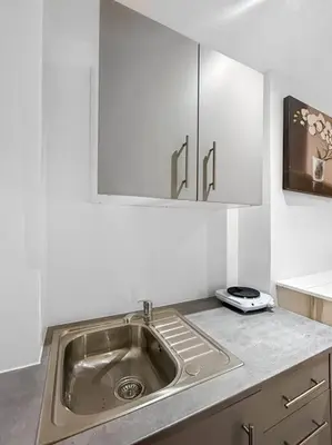 Cuisine ou kitchenette dans l'établissement L'Oasis Champenois - Terrace, Garden, Wifi