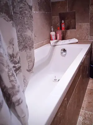 Salle de bains dans l'établissement Château Compiegne Duplex et parking