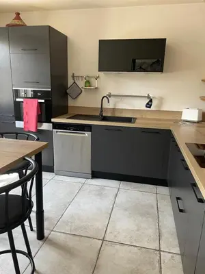 Cuisine ou kitchenette dans l'établissement Les pieds dans la vallée