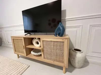 Télévision ou salle de divertissement dans l'établissement L'écrin Bohème de Compiègne