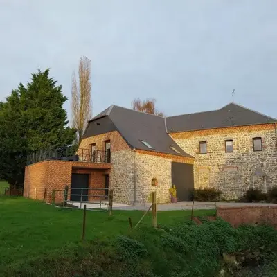 Le murmure du ruisseau - Pièce de vie 60 m2 - Terrasse 30 M2 - 2 WC