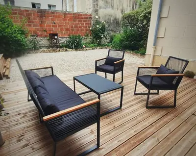 Coin salon dans l'établissement La Balneo dans la Jungle
