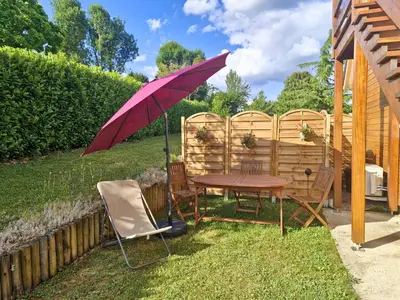 Jardin de l'établissement Le Nid des Pros', idéal télétravail, proche Compiègne