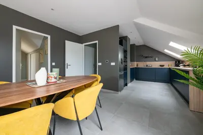 Cuisine ou kitchenette dans l'établissement Elégance Contemporaine