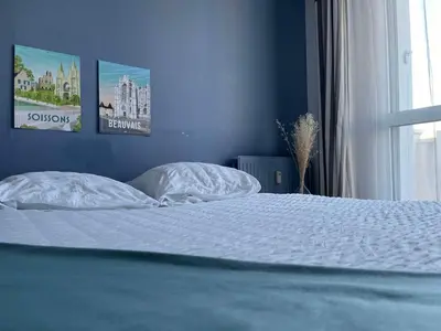 Un ou plusieurs lits dans un hébergement de l'établissement Duplex urbain spacieux à Compiègne