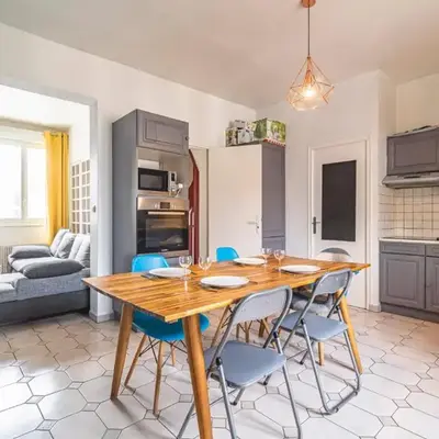 Grand appartement Reims gare centre 4 chambres