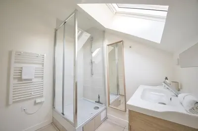 Salle de bains dans l'établissement Rare Perle - Studio
