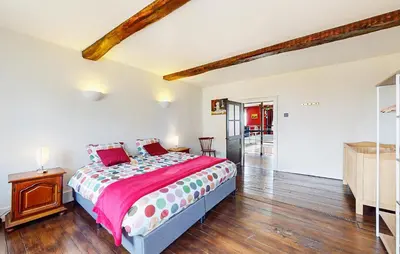 Un ou plusieurs lits dans un hébergement de l'établissement Stunning Home In Flaignes-Havys