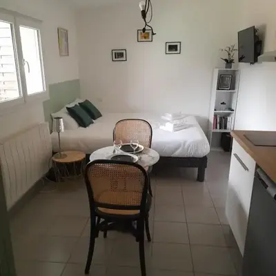 Studio Cosy 15 m2 au fond du jardin