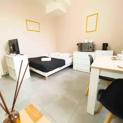 Studio SN4 - Centre-Ville Meaux - Proche Disneyland