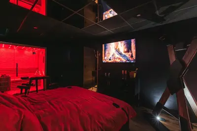 Télévision ou salle de divertissement dans l'établissement Amsterdam