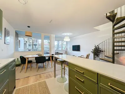 Cuisine ou kitchenette dans l'établissement Bubbles & Lights