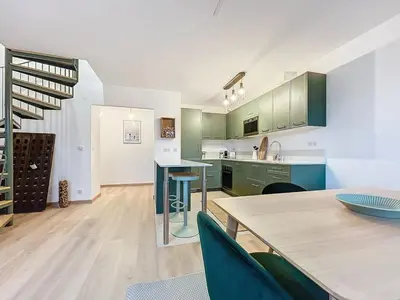 Cuisine ou kitchenette dans l'établissement Bubbles & Lights