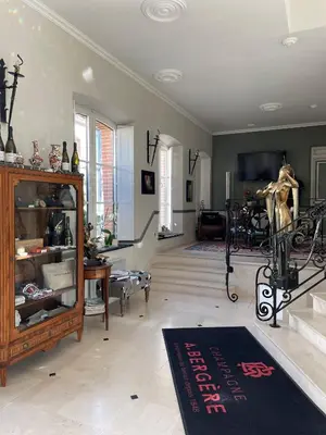 Salle ou équipements de sports de l'établissement Champagne André Bergère & Suites