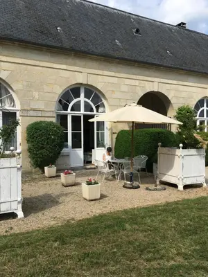 Jardin de l'établissement The Orangery apartment, Chateau de la Trousse