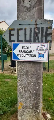 Certificat, récompense, panneau ou autre document affiché dans l'établissement Chez Madeleine