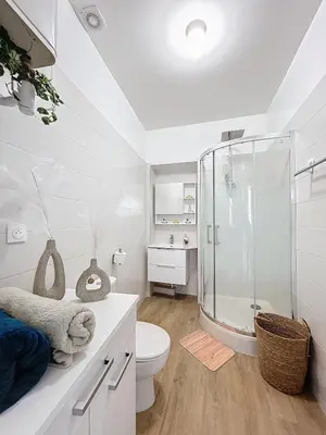 Salle de bains dans l'établissement Le petit Vendangeoir