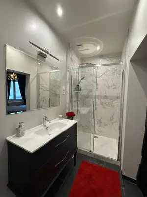 Salle de bains dans l'établissement L'Effervescence