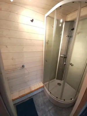 Salle de bains dans l'établissement Le pecheur de la semoy