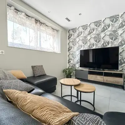 Maison cosy avec jardin & piscine chauffée