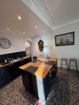 Cuisine ou kitchenette dans l'établissement Super appartement proche Disney