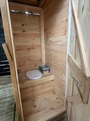 Salle de bains dans l'établissement Le Dôme du Lac