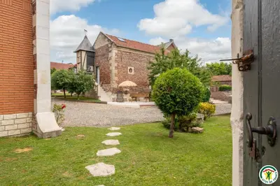 Jardin de l'établissement Le gite des ecuries de marquecy