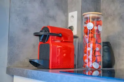 Plateau bouilloire dans l'établissement Le Loft Triplex 200M2 avec billard au centre-ville