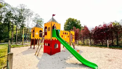 Aire de jeux pour enfants de l'établissement Mobil Home XXL 4 chambres - Camping Country Park