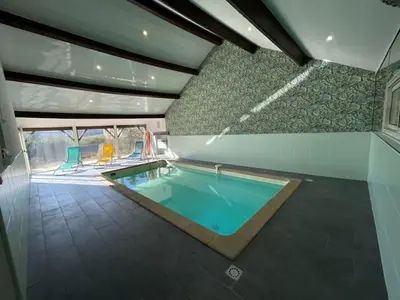 Piscine de l'établissement Villa 21 couchages avec piscine interieure chauffée ou située à proximité